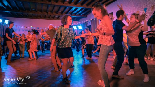 Limoges'Hop #5 - soirée d'ouverture du vendredi

Partage libre à des fins non promotionnelles ou commerciales, en créditant l'auteur (@lightexmachina).

© Alexandre - LIGHT EX MACHINA 2023, tous droits réservés.